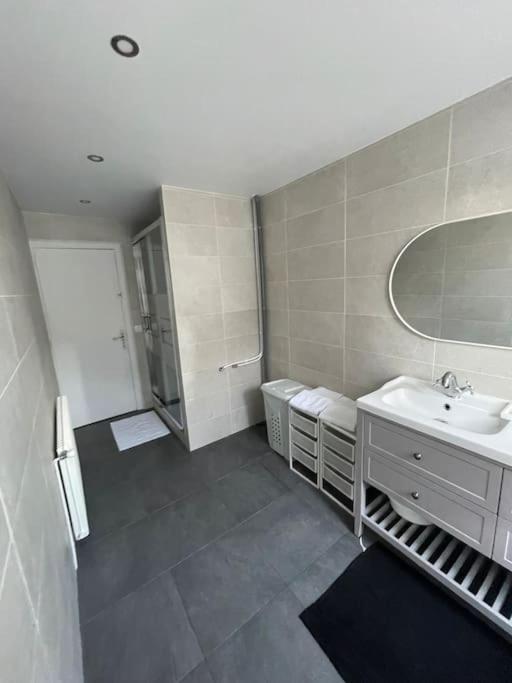 Appartement Coeur De Blois /Heart Of The City المظهر الخارجي الصورة