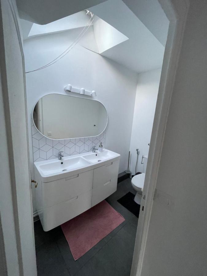 Appartement Coeur De Blois /Heart Of The City المظهر الخارجي الصورة