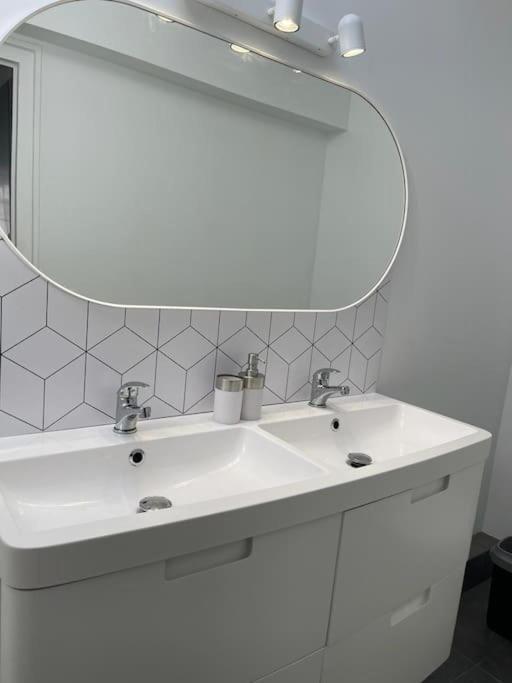 Appartement Coeur De Blois /Heart Of The City المظهر الخارجي الصورة