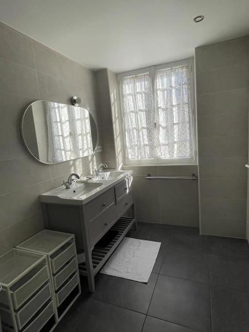 Appartement Coeur De Blois /Heart Of The City المظهر الخارجي الصورة